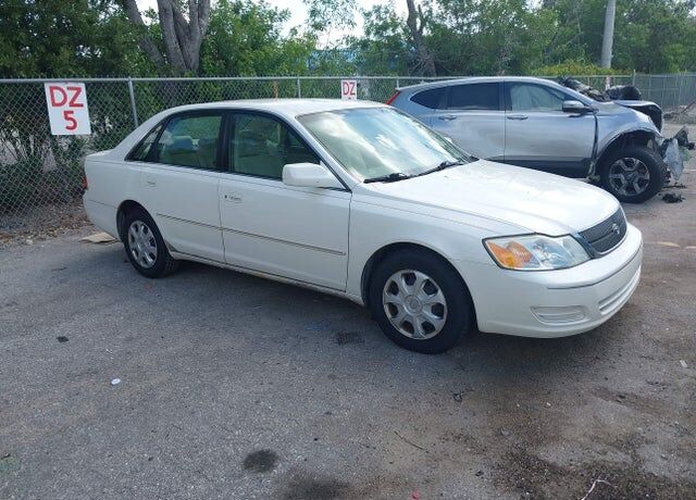 2000 TOYOTA Avalon