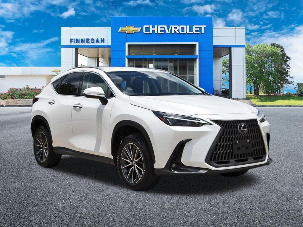 2023 LEXUS NX