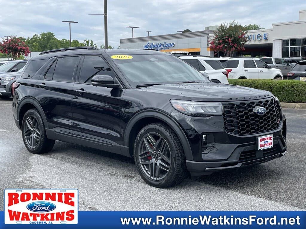 2025 FORD Explorer
