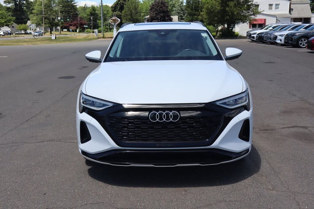 2024 Audi Q8