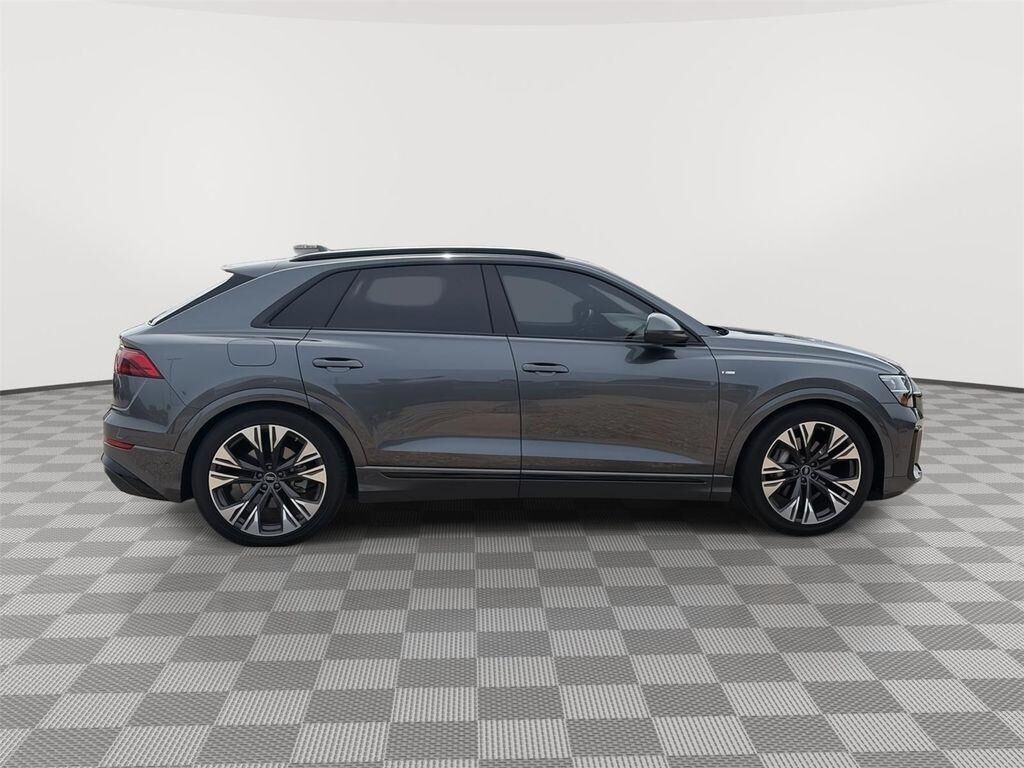 2025 Audi Q8