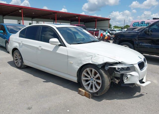 2011 BMW 3 Series