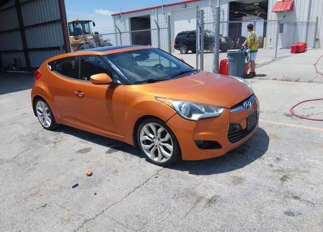 2012 HYUNDAI Veloster