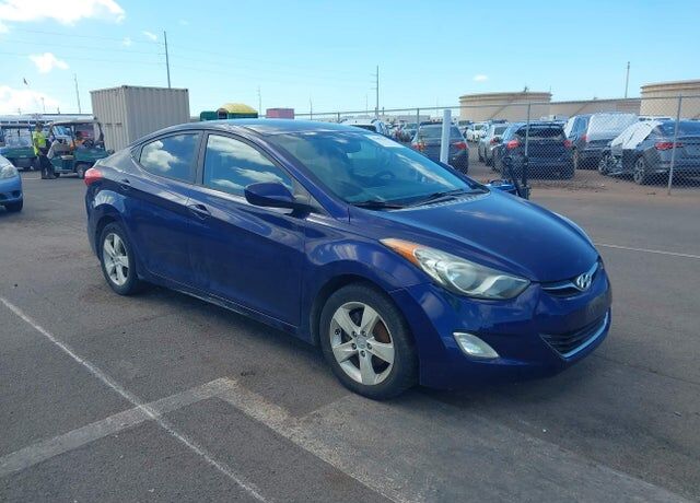 2012 HYUNDAI Elantra