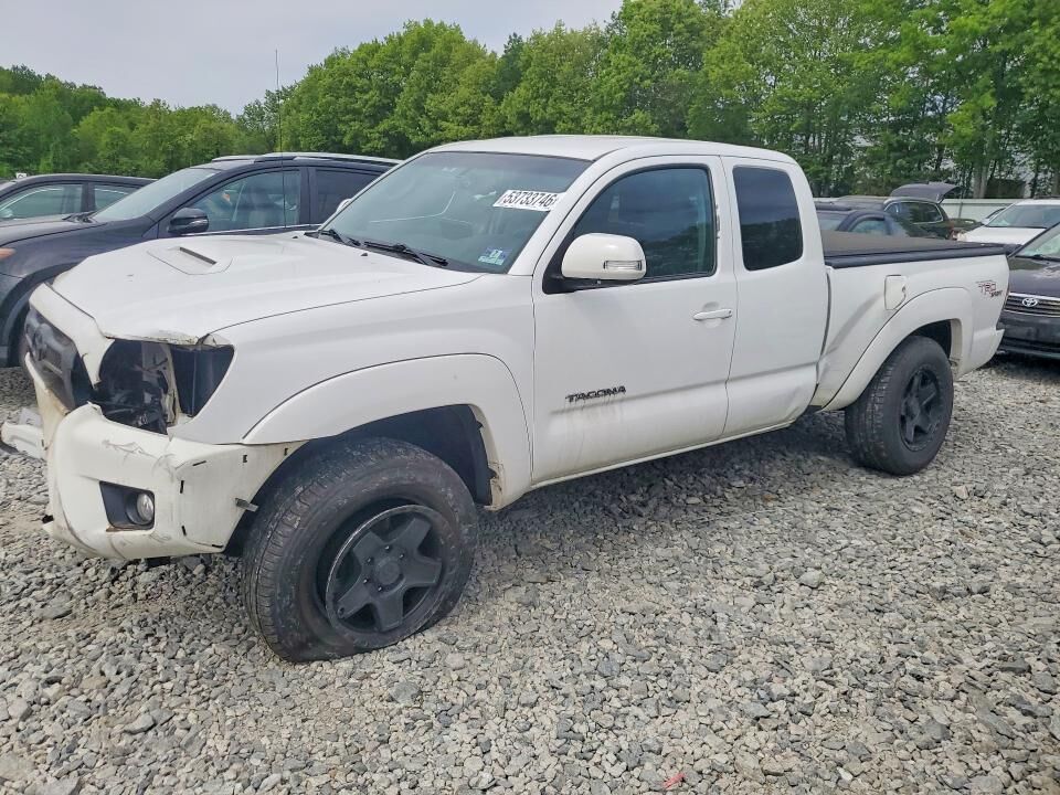 2013 TOYOTA Tacoma