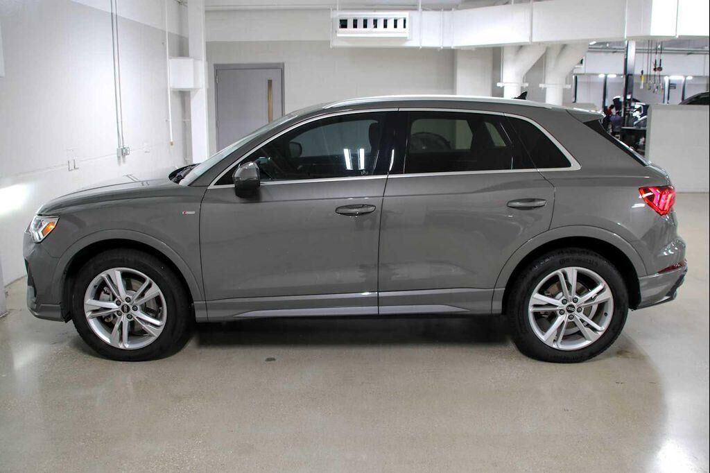 2022 Audi Q3