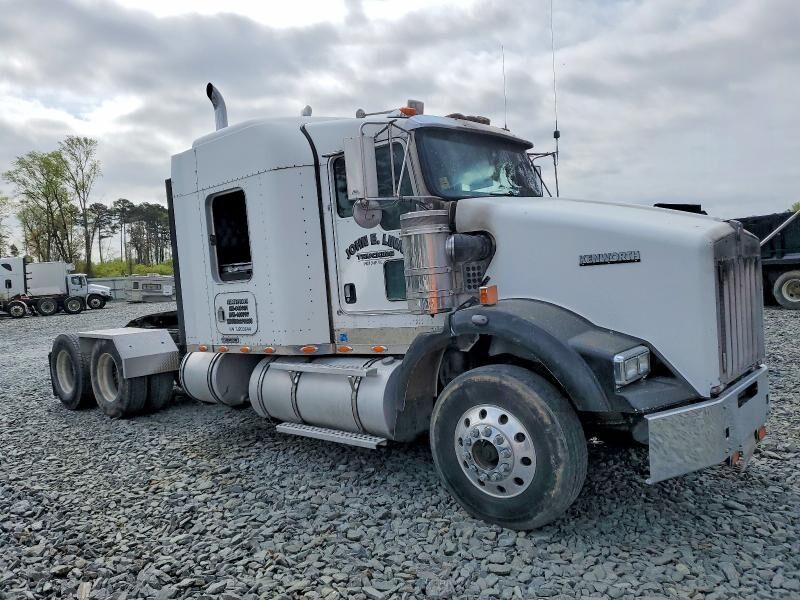 2007 KENWORTH T8 Series