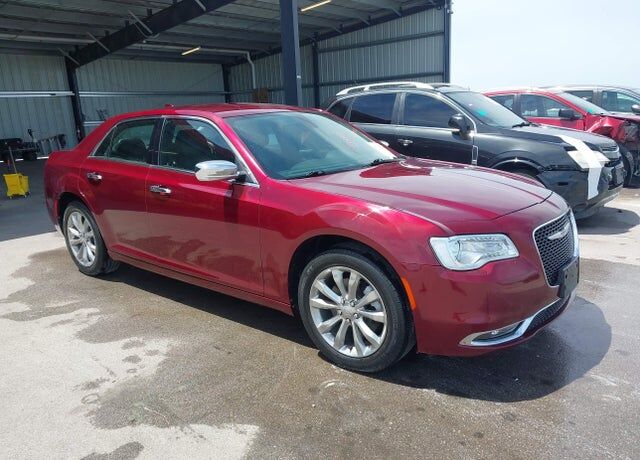 2019 CHRYSLER 300
