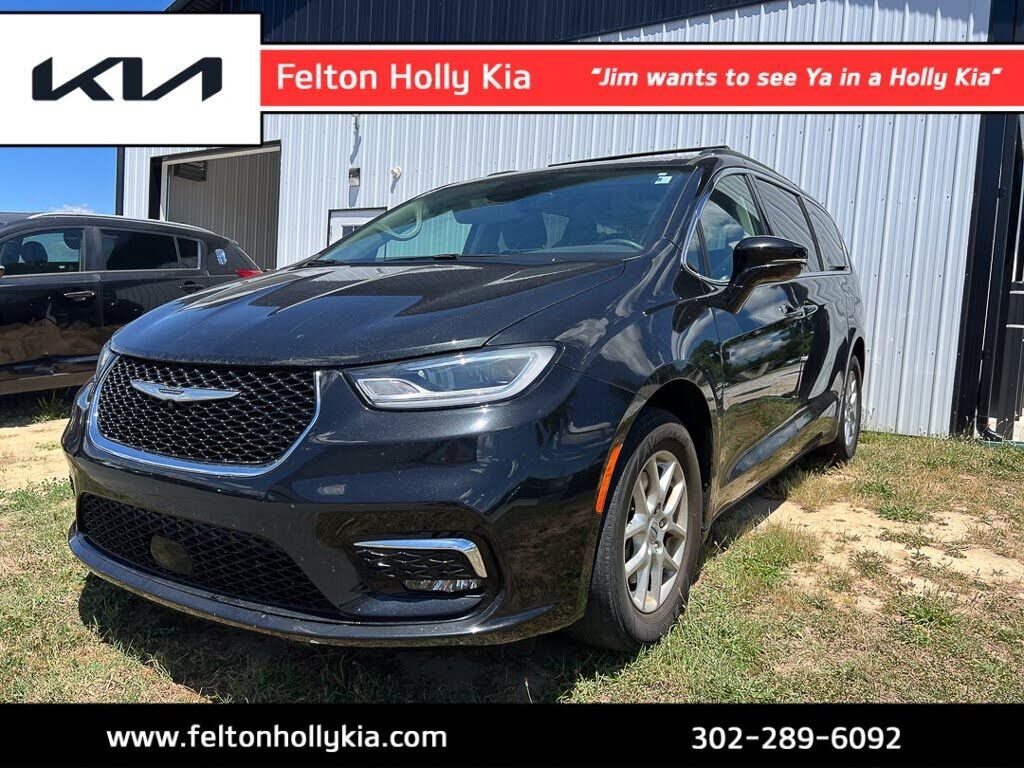 2022 CHRYSLER Pacifica