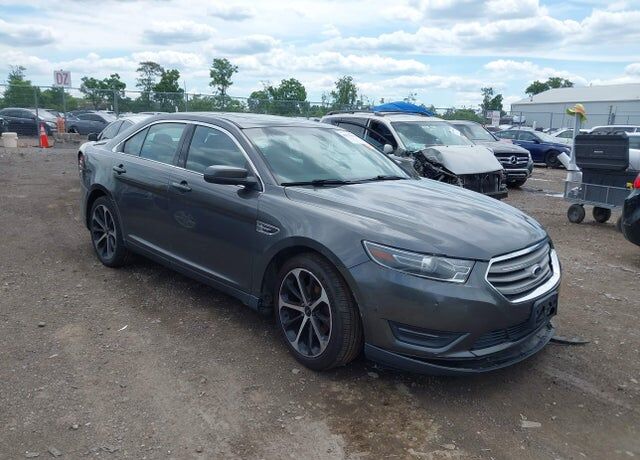 2015 FORD Taurus