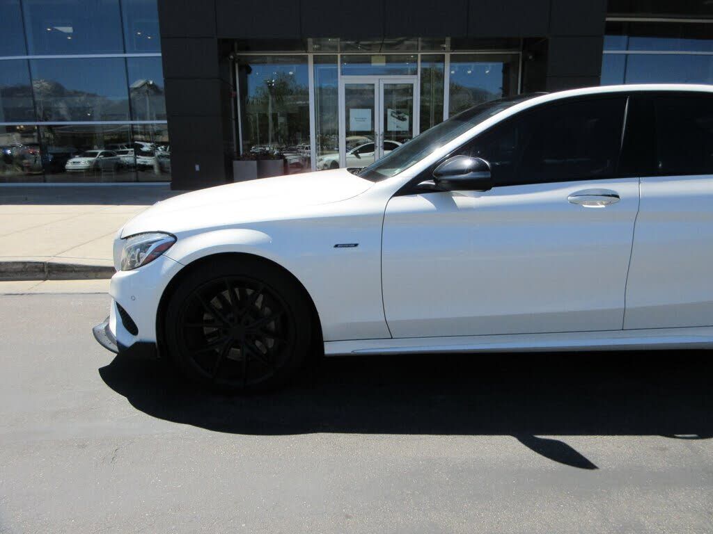 2016 Mercedes-Benz C-Class