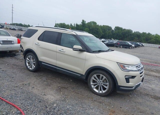 2018 FORD Explorer
