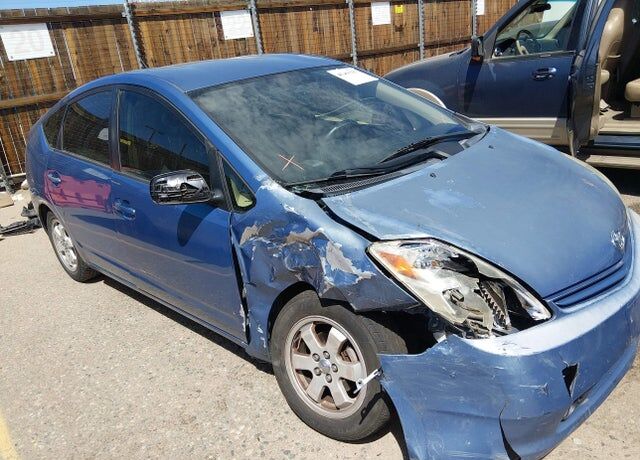 2004 TOYOTA PRIUS