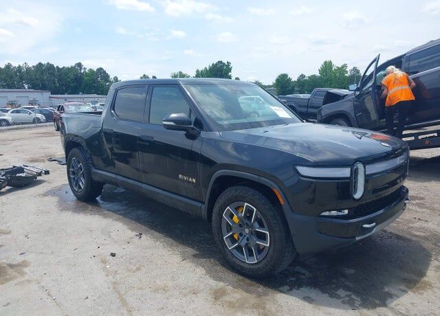 2022 RIVIAN R1T
