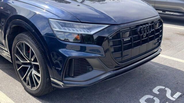2023 Audi Q8