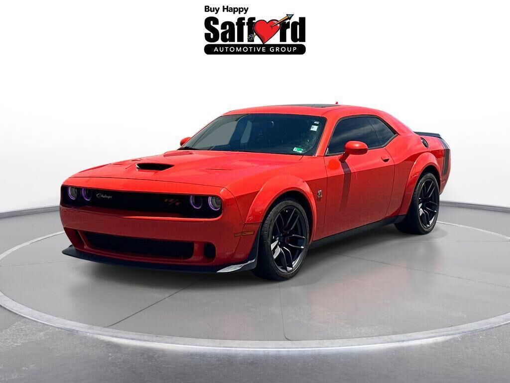 2020 DODGE Challenger