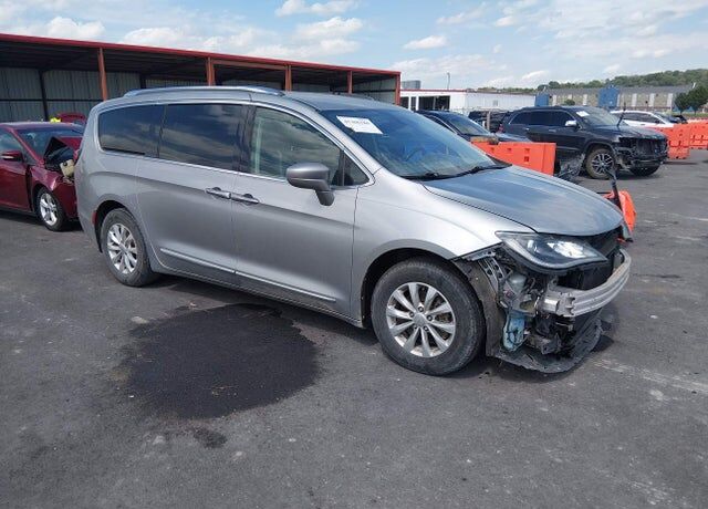 2018 CHRYSLER Pacifica