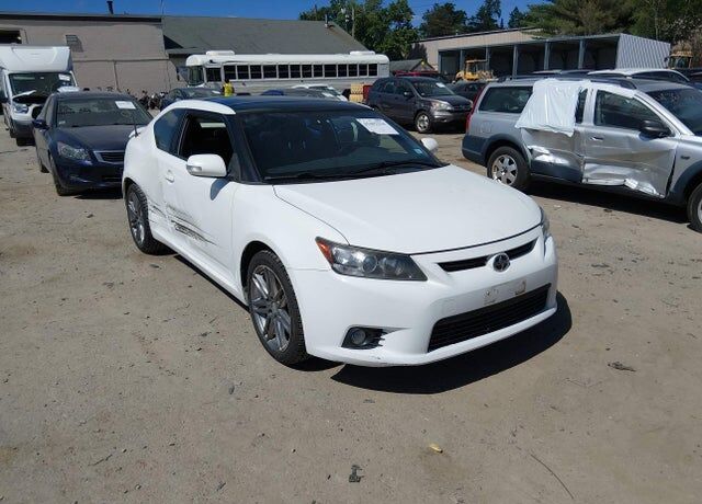 2013 TOYOTA SCION