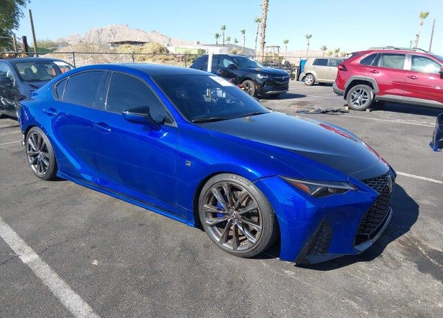 2022 LEXUS IS