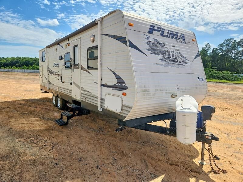 2010 FOREST RIVER Puma Towables