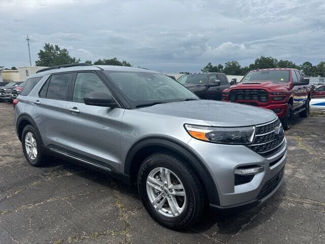 2022 FORD Explorer