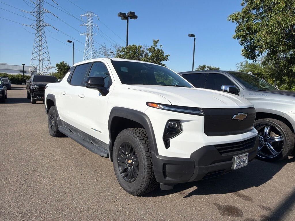 2024 CHEVROLET Silverado EV