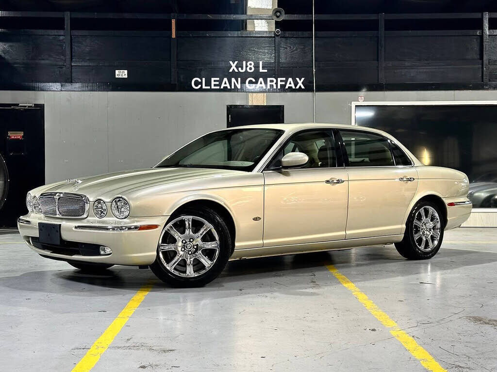 2006 JAGUAR XJ