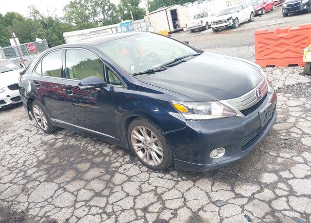 2010 LEXUS HS