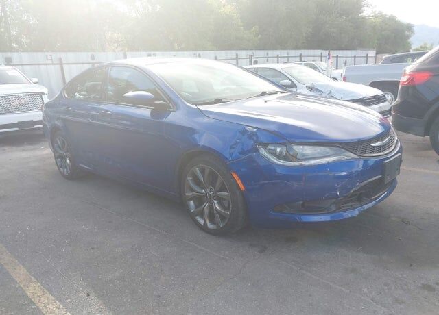 2016 CHRYSLER 200