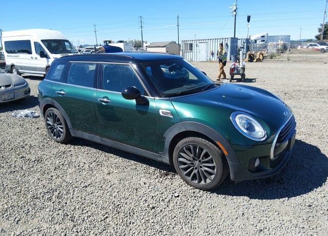 2016 MINI Clubman