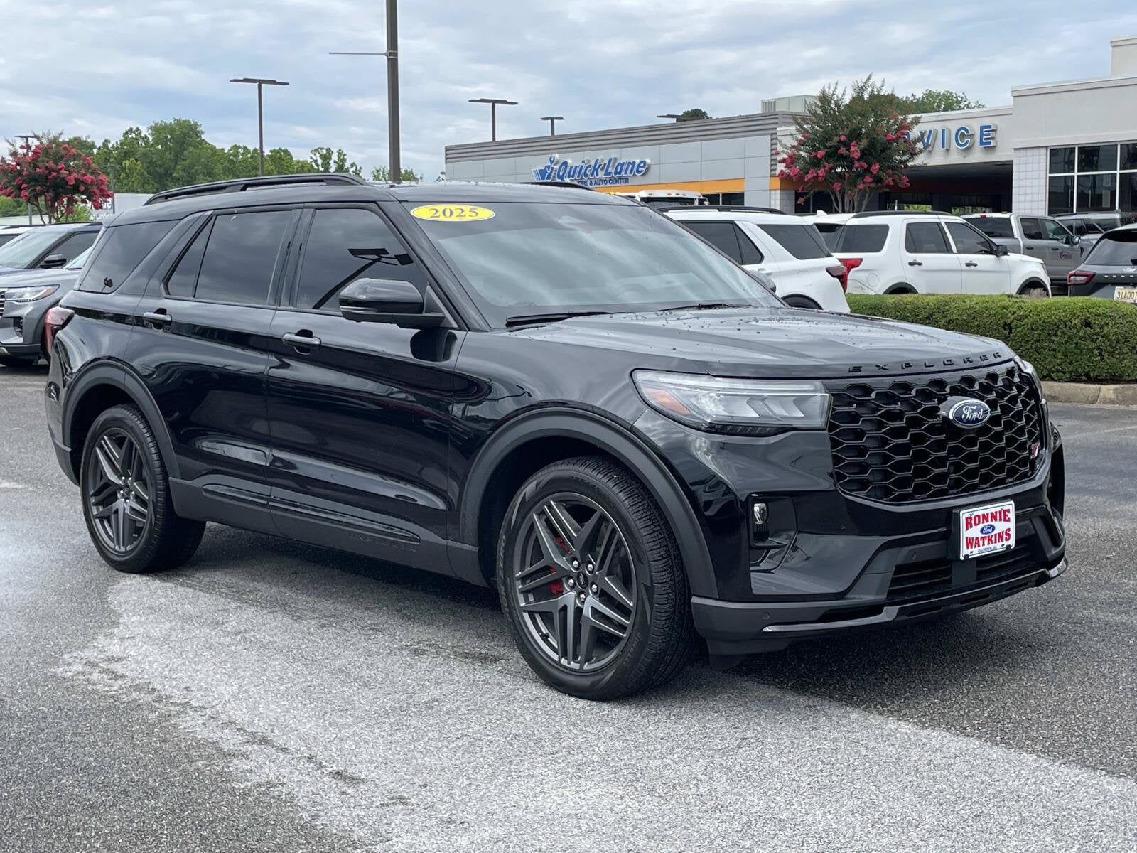 2025 FORD Explorer