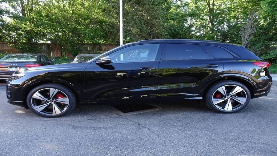 2026 Audi SQ5