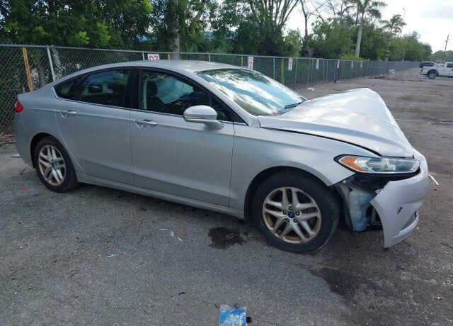 2015 FORD Fusion