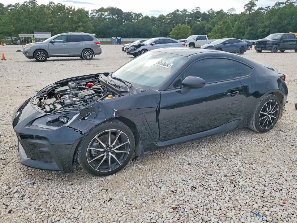 2025 TOYOTA GR86