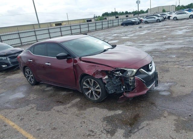2017 NISSAN Maxima