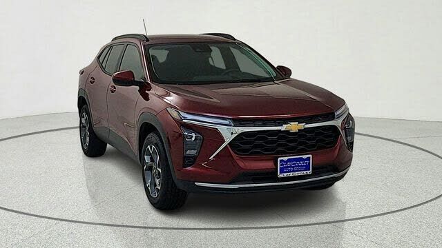 2024 CHEVROLET Trax