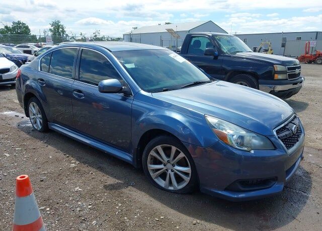 2014 SUBARU Legacy