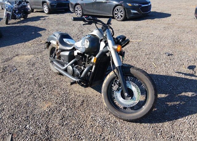 2012 HONDA VT750