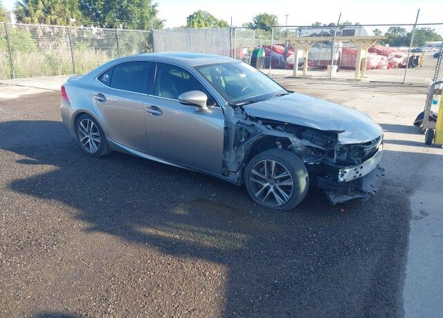 2020 LEXUS IS
