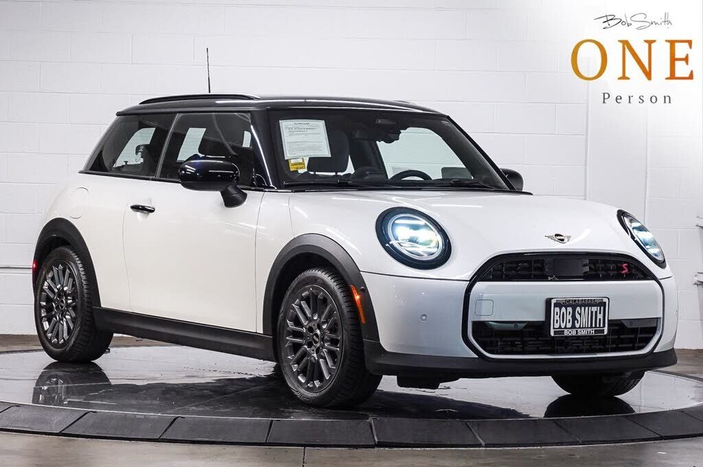 2026 MINI Hardtop