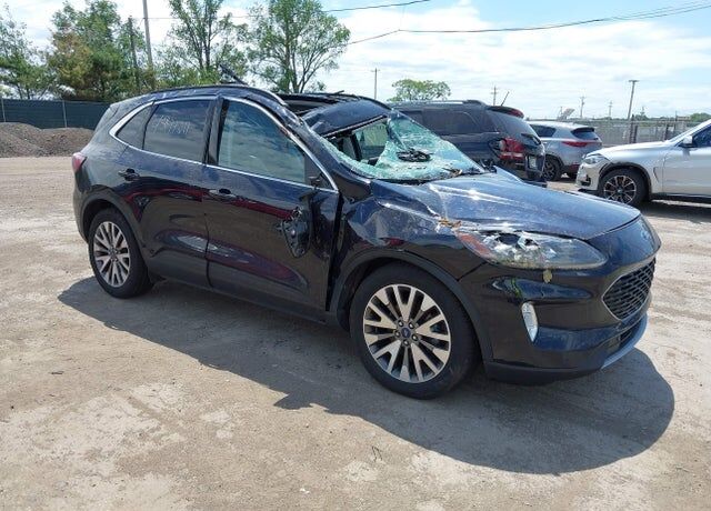 2021 FORD Escape