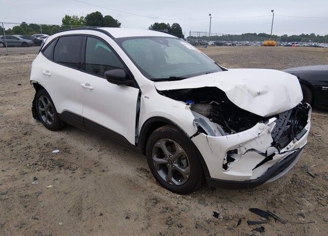 2025 FORD Escape