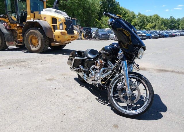 2015 HARLEY DAVIDSON Street Glide Special