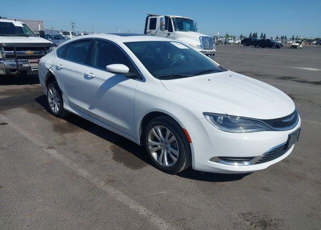 2015 CHRYSLER 200