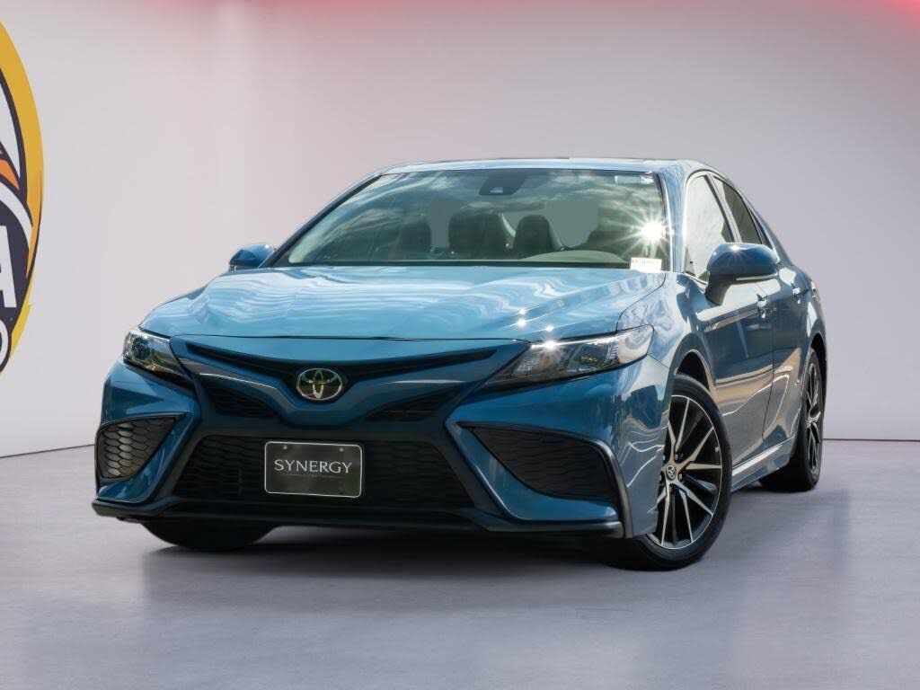 2024 TOYOTA Camry