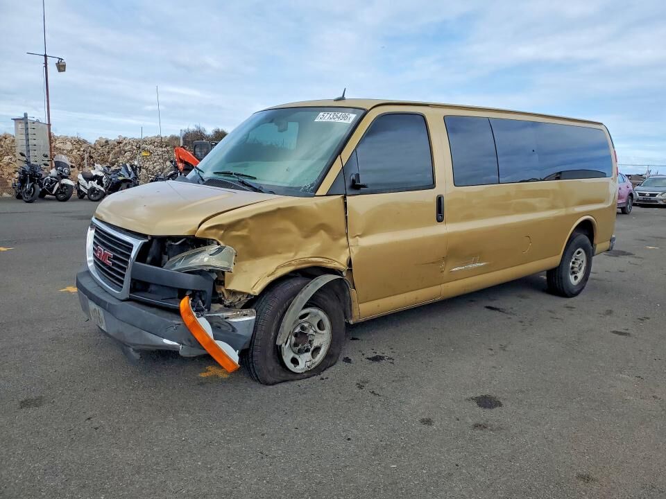 2013 GMC Savana