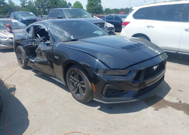 2025 FORD Mustang
