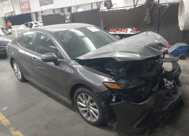 2024 TOYOTA Camry