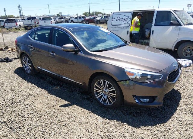 2015 KIA Cadenza