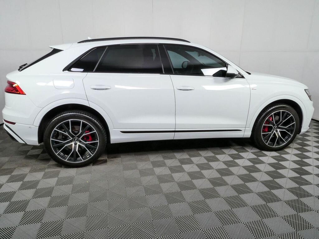 2021 Audi Q8